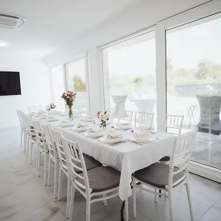 Villa Dayoff